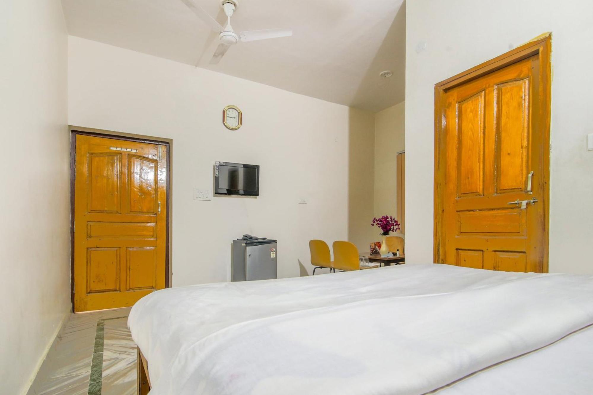 Collection O 81098 Hotel Royal Panjab Bijnaur Екстериор снимка